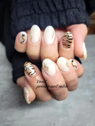 ネイル V. nailのネイルデザイン