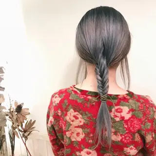 セミロング カラー ヘアアレンジ スナコザワ レナのヘアスタイル