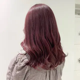 ミディアム yuria 🌙のヘアスタイル