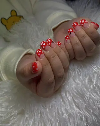 ネイル n o q r m. n a c h iのネイルデザイン