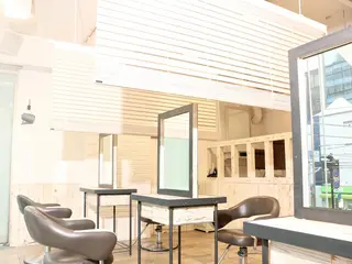 【髪質改善師】 鈴木伸之介のヘアスタイル