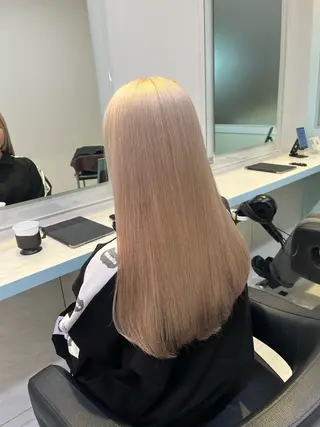 ロング カラー ブリーチカラー 🩵MIZUKIのヘアスタイル