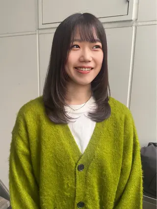 セミロング VIVIE【ヴィヴィ】所属・髪質改善/韓国風 レイヤー/田村祐樹のヘアスタイル