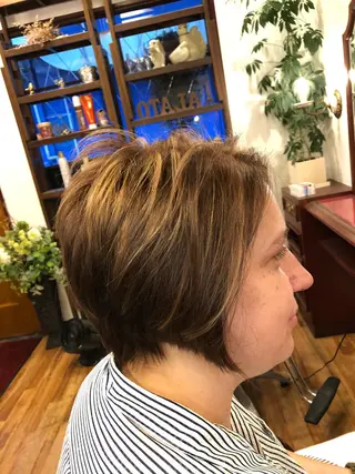 ショート カラー alato hair所属・藤田 卓治のヘアスタイル