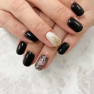 ネイル 黒沢 直子のネイルデザイン