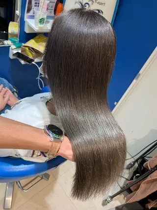 セミロング カラー ヘアアレンジ 🔥ハイトーンカラー ギャルNAOKI🔥のヘアスタイル