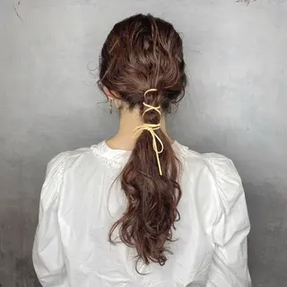 ロング カラー ツキノキ ミナのヘアスタイル
