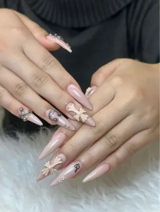 ネイル NIE MoMoのネイルデザイン