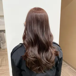 ロング カラー ブリーチなしカラー 🤍　Mihanaのヘアスタイル