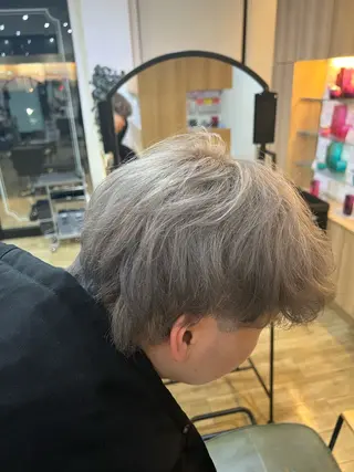 カラー メンズ ハイトーンカラー 坂本 翼のヘアスタイル