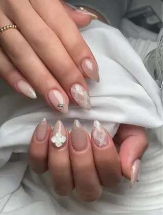 ネイル Lyna 池袋のネイルデザイン