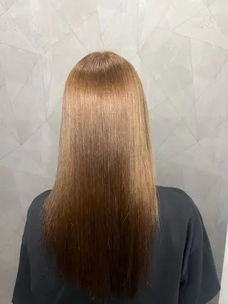ロング 髪質改善&ハイトーンカラー BALE所属・Hikaru Memelu 中津店のマツエク・マツパデザイン