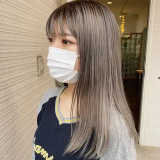 セミロング カラー KARIOCA HEAD DESIGN所属・Sakairi Yunaのヘアスタイル