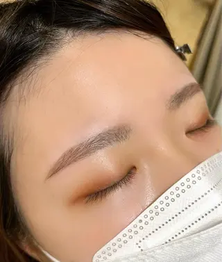 アイブロウ . ASUKAのマツエク・マツパデザイン