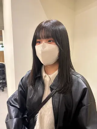 セミロング natsuki /HUI 金山のヘアスタイル