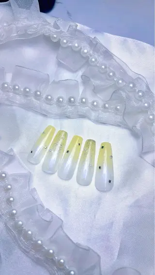 ネイル 辻崎 来里のネイルデザイン