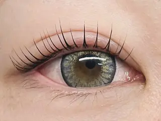 マツエク・マツパ Tee.beaut‘e みよし店所属・Yumiko .の眉毛・アイブロウイメージ