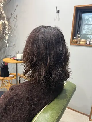 ミディアム パーマ tablier所属・フクウラ ミホのヘアスタイル