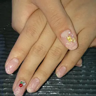 ネイル Hair salon Irie所属・與儀 知佳のネイルデザイン