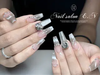 ネイル E.N🦋 長さ出し/持ち込みのネイルデザイン