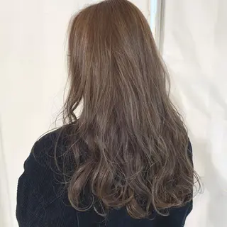 ロング カラー 加藤 綾華のヘアスタイル