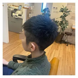 メンズ キッズ agu hair north所属・北上 春華のヘアスタイル