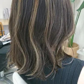 セミロング nagane sayakaのヘアスタイル