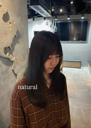 セミロング 艶髪/トリートメント ⭐️KIRARI⭐️のヘアスタイル