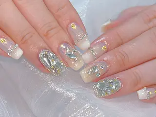 ネイル ネイルサロンエクラ 🫧Shizukaのネイルデザイン