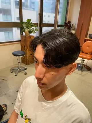 パーマ メンズ itsuki ／ 曲がる縮毛矯正のヘアスタイル