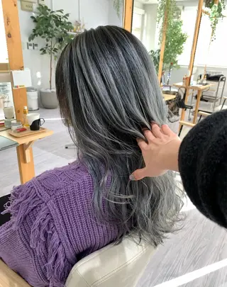 ロング ツヤカラー🤍 ARISAのヘアスタイル