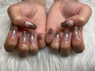 ネイル SOARE🤍 🤍のネイルデザイン