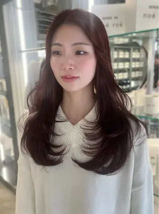 ロング 髙木 由支奈のヘアスタイル