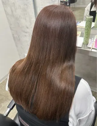 ロング カラー Moe by aria所属・飯田 冴のヘアスタイル