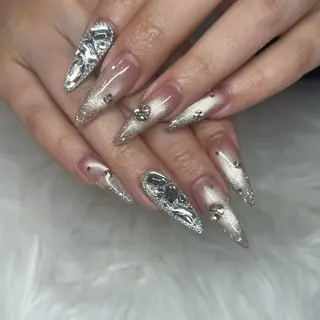 ネイル 透明感ネイル ｜mahiru.のネイルデザイン