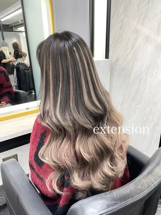ロング カラー エクステ🩵ブリーチ 韓国ヘア🩵KAEのヘアスタイル