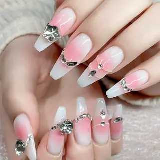 ネイル Queens マオのネイルデザイン