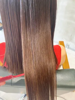 ロング 鈴木 美紅のヘアスタイル