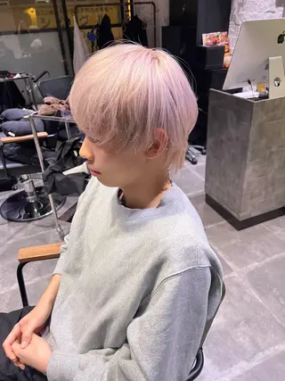 カラー AYANE 韓国ヘア /レイヤーカットのヘアスタイル