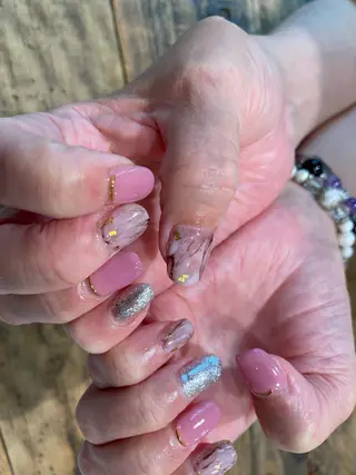 ネイル 佐藤  悠子のネイルデザイン