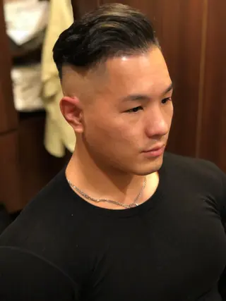 ショート ヒロ銀座バーバーショップ難波店所属・縮毛矯正/パーマ 宮河 惇💈のヘアスタイル