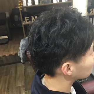 ショート パーマ メンズ embrace エンブレイスのヘアスタイル