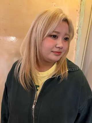 セミロング sea's所属・ヒラカホ/矢場町/ ブリーチ/似合わせのヘアスタイル