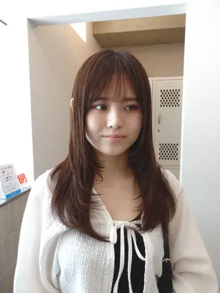 ロング 彩葉/ブリーチ/ カットモデル栄・伏見のヘアスタイル