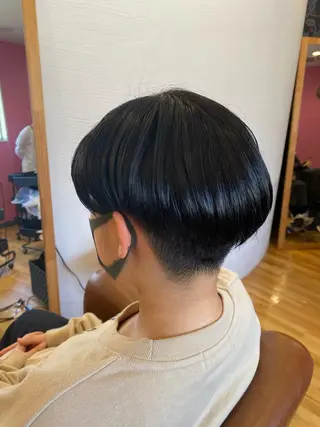 ショート カラー Design Color🐰アユミのヘアスタイル