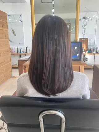 セミロング amie:ℓat arao所属・河村 あいりのヘアスタイル