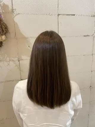 セミロング カラー いまじゅく あおいのヘアスタイル