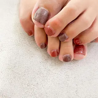 ネイル ゴテゴテ💙ワンホン リオナのネイルデザイン