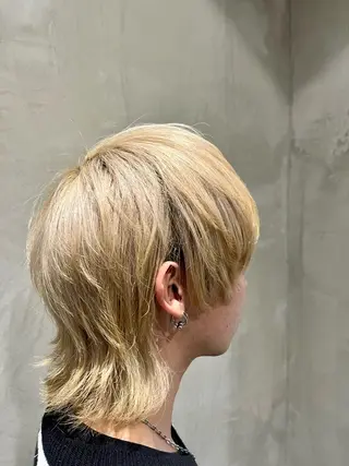 ショート カラー 5:8所属・吉祥寺【髪質改善カラ ー/ブリーチ】藤井のヘアスタイル