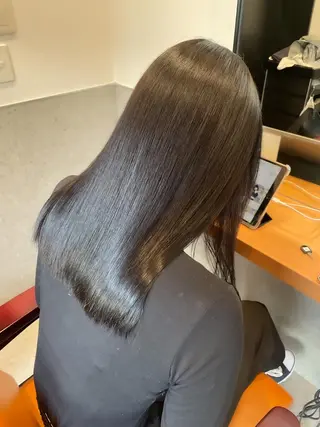 ミディアム カラー ヘアアレンジ アイブロウ ミニボブ/ブリーチ 🌈MISATOのヘアスタイル